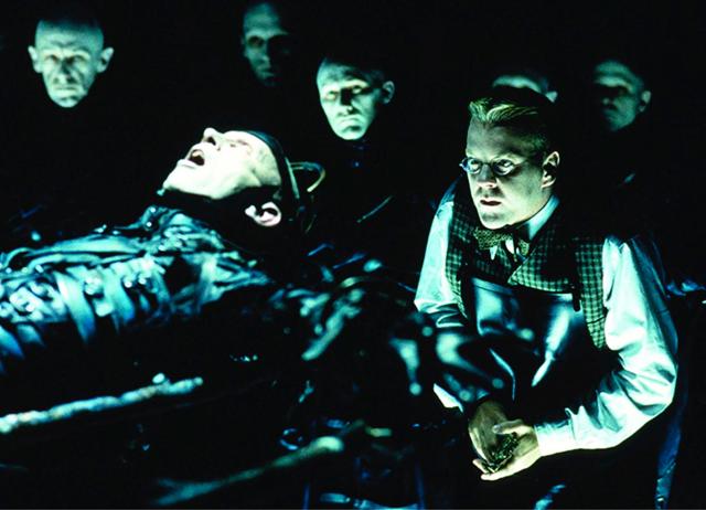 In Dark City, John Murdoch is wanted for brutal murders he doesn’t remember committing. In Dark City, John Murdoch is wanted for brutal murders he doesn’t remember committing.