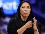 Head coach Natalie Nakase of the Golden State Valkyries appeared to have fainted during the game against Dallas.