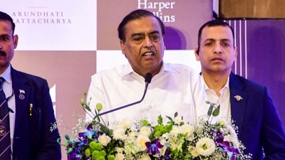 সাম্প্রতিক খবর বলছে, অক্টোবরের শেষ দিকে জিও প্ল্যাটফর্মসের শেয়ার বাজারে ছাড়ার প্রস্তুতি প্রায় শেষ। (PTI) সাম্প্রতিক খবর বলছে, অক্টোবরের শেষ দিকে জিও প্ল্যাটফর্মসের শেয়ার বাজারে ছাড়ার প্রস্তুতি প্রায় শেষ। (PTI)