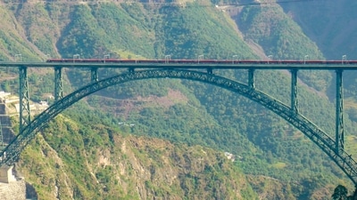 Vande Bharat Express created a new record by crossing both the world's highest Chenab Bridge and India's first cable-stayed Anji Bridge at 100 kmph. (PTI) Vande Bharat Express created a new record by crossing both the world's highest Chenab Bridge and India's first cable-stayed Anji Bridge at 100 kmph. (PTI)