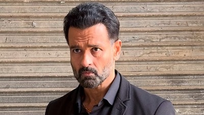 ‘ইন্ডিয়ান টিভি ডাস্টবিন মিডিয়াম’— বক্তব্যের ব্যাখ্যা! ব্যক্তিগত আক্রমণের কড়া জবাব দিলেন রোহিত রায় ‘ইন্ডিয়ান টিভি ডাস্টবিন মিডিয়াম’— বক্তব্যের ব্যাখ্যা! ব্যক্তিগত আক্রমণের কড়া জবাব দিলেন রোহিত রায়