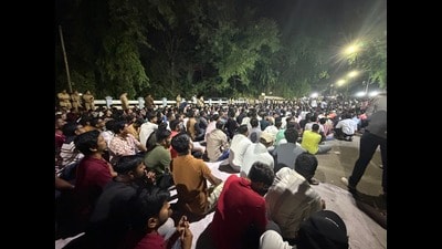 The differences became more pronounced after a delegation of aspirants met Chief Minister Devendra Fadnavis on September 30, following which the agitation was temporarily suspended and later resumed. (HT PHOTO) The differences became more pronounced after a delegation of aspirants met Chief Minister Devendra Fadnavis on September 30, following which the agitation was temporarily suspended and later resumed. (HT PHOTO)