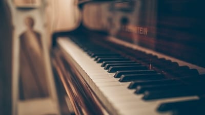 The arrangement of black and white piano keys aids musicians in identifying notes quickly. The arrangement of black and white piano keys aids musicians in identifying notes quickly.
