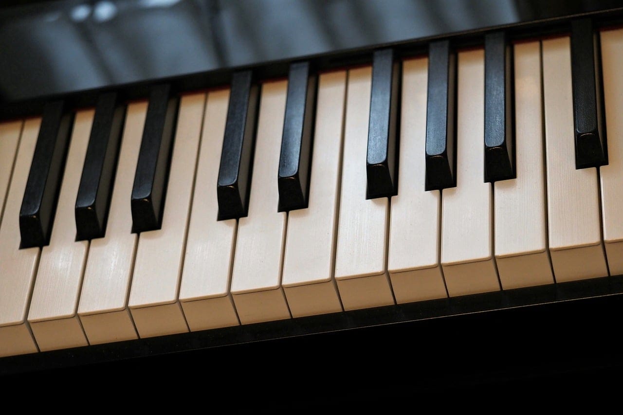 The arrangement of black and white piano keys aids musicians in identifying notes quickly. (Pexels) The arrangement of black and white piano keys aids musicians in identifying notes quickly. (Pexels)