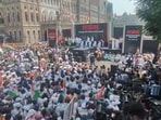 Thackeray brothers protest LIVE: Uddhav Thackeray of Shiv Sena (UBT) and Raj Thackeray of Maharashtra Navnirman Sena (MNS) are leading a protest rally in Mumbai.(Screengrab/HT Video by Anshuman Poyrekar)