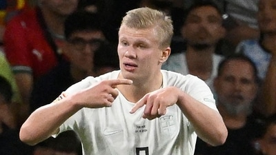 Erling Haaland remained on the pitch until the 67th minute before being replaced by Jørgen Strand Larsen. (AFP)