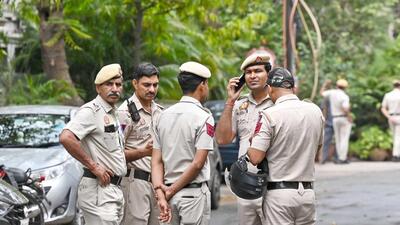 Police said the victim suffered an injury to her left leg and her son, Sachin, took her to a nearby private hospital. (HT File Photo) Police said the victim suffered an injury to her left leg and her son, Sachin, took her to a nearby private hospital. (HT File Photo)