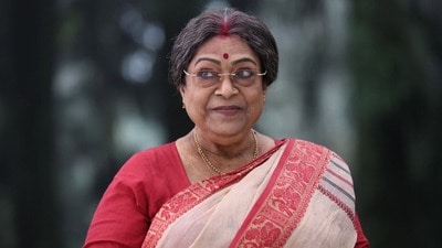 কোন আক্ষেপ রয়ে গেল অনামিকার মনে?