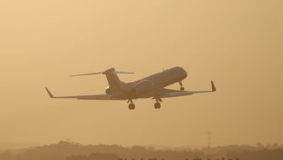 The pilot's transmission could not be heard well in the recording. (Representational)