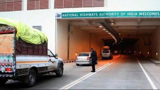 The proposed tunnel is expected to provide all-weather connectivity between Kathua and Doda districts through Basohli and Bani. (HT File)