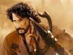 సీట్ ఎడ్జ్‌లో కూర్చోబెట్టే క్రేజీ యాక్షన్.. మహేష్ - జక్కన్న వారణాసి హైలైట్ లీక్ చేసిన ప్రొడ్యూసర్ కార్తికేయ!