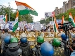 The aspirants, who had cleared the examinations, began their march from Gandhi Maidan towards the chief minister's residence. 