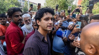 যন্তর মন্তরে বিক্ষোভের আগেই অভিজিৎ দীপকেদের গ্রেফতারির পরিকল্পনা! বিস্ফোরক সিজেপি মুখপাত্র সৌরভ দাস (Hindustan Times) যন্তর মন্তরে বিক্ষোভের আগেই অভিজিৎ দীপকেদের গ্রেফতারির পরিকল্পনা! বিস্ফোরক সিজেপি মুখপাত্র সৌরভ দাস (Hindustan Times)