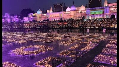 Deepotsav was started by the Yogi government in 2017 to recreate the welcome of Lord Ram after a 14-year exile. (HT file) Deepotsav was started by the Yogi government in 2017 to recreate the welcome of Lord Ram after a 14-year exile. (HT file)