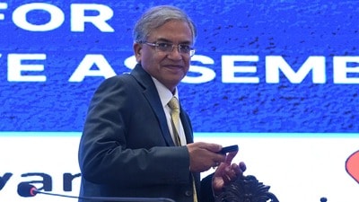 সংবাদমাধ্যমে প্রকাশিত একটি রিপোর্টের ভিত্তিতে সরাসরি কোনও নির্দেশ দেওয়া সম্ভব নয় বলে জানাল শীর্ষ আদালত। সংবাদমাধ্যমে প্রকাশিত একটি রিপোর্টের ভিত্তিতে সরাসরি কোনও নির্দেশ দেওয়া সম্ভব নয় বলে জানাল শীর্ষ আদালত।