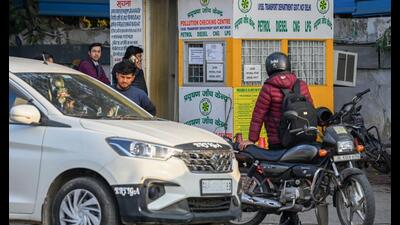 Other centres are being planned at the Vehicle Inspection Centre in Burari, Chhatarpur and Dwarka (HT PHOTO)