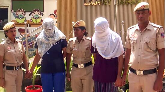 Delhi Police arrests Anya Vats and her associate Sanyam Sachdeva from Uttarakhand in the alleged murder of 31-year-old Yuvraj Singh Manchanda, in New Delhi (ANI Video Grab)
