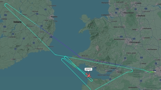 British Airways flight BA295 from London Heathrow to Chicago declared an emergency over Ireland. (flightradar24/X)