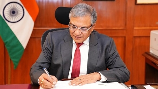 The Supreme Court bench refused to proceed with the plea on CEC Gyanesh Kumar merely on the basis of media reports. (eci.gov.in/)