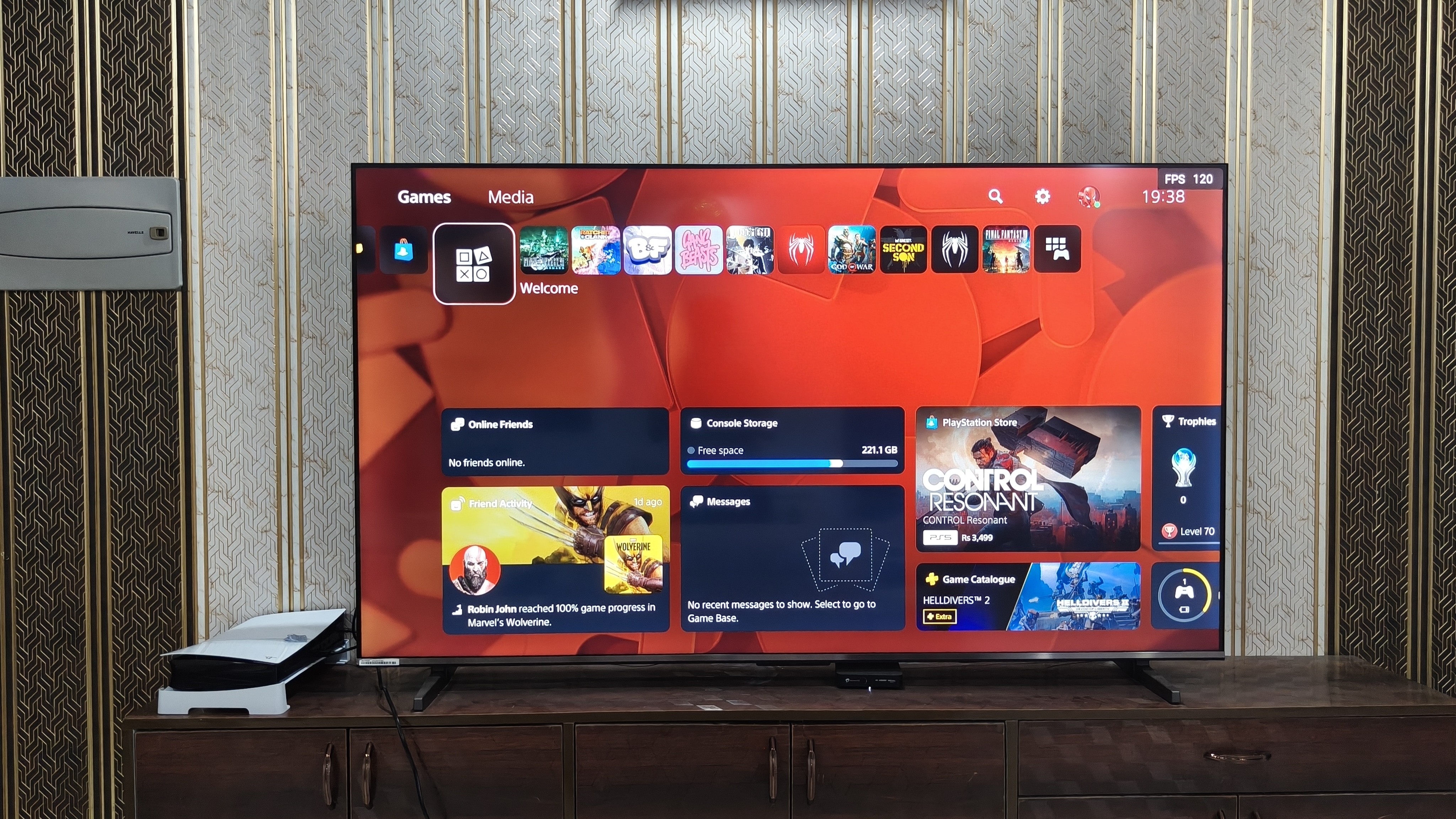 PS5 gaming felt responsive, with DLG, VRR and picture adjustments. (Shubh Bhushan - Hindustan Times) PS5 gaming felt responsive, with DLG, VRR and picture adjustments. (Shubh Bhushan - Hindustan Times)