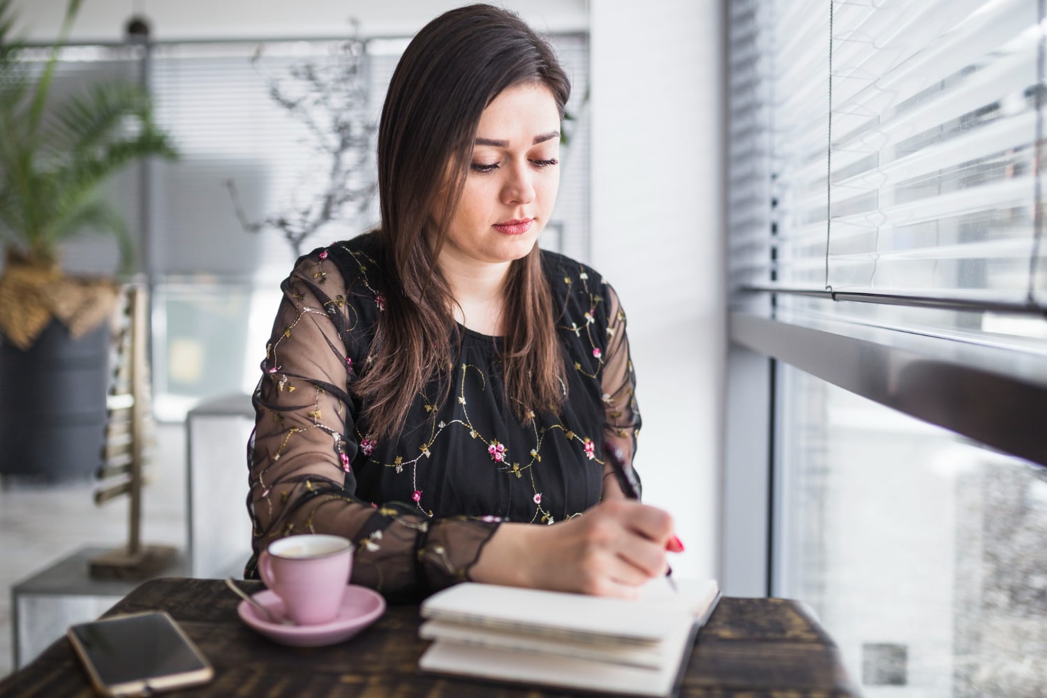 Writing unsent letters to ex helps! (Picture credit: Freepik) Writing unsent letters to ex helps! (Picture credit: Freepik)