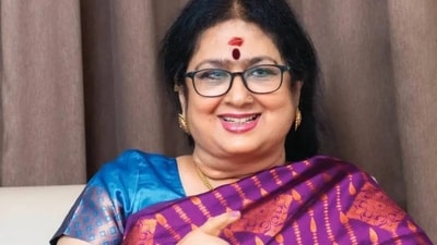 Kalaranjini had to undergo extensive treatment due to an incident on set with fake blood. Kalaranjini had to undergo extensive treatment due to an incident on set with fake blood.