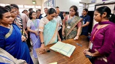 Delhi CM Rekha Gupta during an inspection of the Sakhi One Stop Centre at Lok Nayak Hospital. (@gupta_rekha) Delhi CM Rekha Gupta during an inspection of the Sakhi One Stop Centre at Lok Nayak Hospital. (@gupta_rekha)