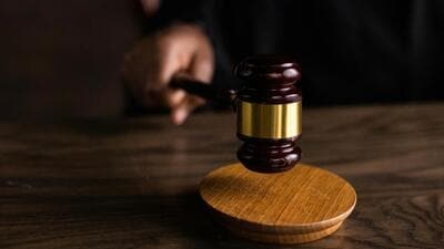 Special judge Vikram R Jagdale charged the couple with cheating investors, dishonestly misappropriating purchasers’ money, forgery, and fraudulent default against flat purchasers. (Shutterstock) Special judge Vikram R Jagdale charged the couple with cheating investors, dishonestly misappropriating purchasers’ money, forgery, and fraudulent default against flat purchasers. (Shutterstock)