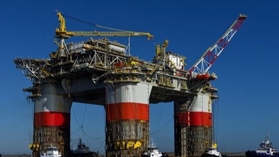 Oil and gas (Bloomberg)
