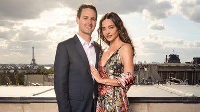 Evan Spiegel and Miranda Kerr, whose gift cleared $550 million in medical debt across California. (@mirandakerr/Instagram)