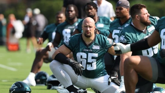Philadelphia Eagles tackle Lane Johnson (65) announced retirement in an emotional social media post.(IMAGN IMAGES via Reuters Connect)