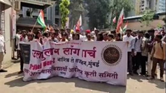 The Congress provided shelter to the students after police denied them permission to hold their protest at Azad Maidan.