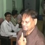 সকাল সকাল ভোট দিলেন আজুপ নেতা তথা নওদার বিধায়ক হুমায়ুন কবীর।