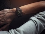 Learn what your smartwatch’s heart-rate readings mean and when to consult a doctor.(Picture credit: Freepik)