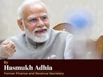 Shri Narendra Modi ji brought a new vision in bureaucratic thinking. His slogan was whatever we do should be world-class. He motivated all as a team. He developed the spirit of working together instead of in silos. He worked hard and made others work hard too. The success of Modi ji is a result of his vision and hard work.
