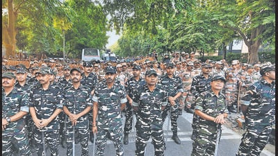 Heavy security deployed during India Bloc leaders protest against Chief Election Commissioner Gyanesh Kumar at Ashoka Road in New Delhi on Wednesday. (Arvind Yadav/HT PHOTO) Heavy security deployed during India Bloc leaders protest against Chief Election Commissioner Gyanesh Kumar at Ashoka Road in New Delhi on Wednesday. (Arvind Yadav/HT PHOTO)