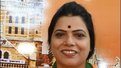 Mayor Ritu Tawde (PTI) Mayor Ritu Tawde (PTI)