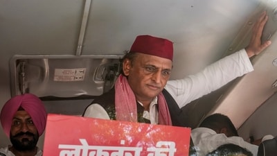 Samajwadi Party National President Akhilesh Yadav during a protest march from Parliament towards the Election Commission of India (ECI) office, (PTI)