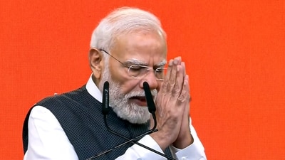 Prime Minister Narendra Modi addresses the gathering during the Viksit Bharat Sankalp Sabha, in New Delhi. The event marks 25 years of PM Modi in public office as head of government, tracing back to October 7, 2001, when he first took oath as the Chief Minister of Gujarat. (X/ Narendra Modi)