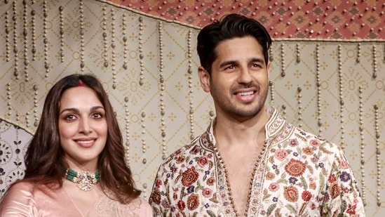 Mumbai: Bollywood actors Kiara Advani and Sidharth Malhotra during �Ganesh Chaturthi� celebrations at the residence of Reliance Industries Chairman Mukesh Ambani, in Mumbai, Maharashtra, late Monday, Sept. 14, 2026. (PTI Photo)(PTI09_15_2026_000055B) (PTI)