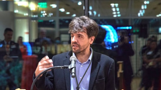 Nobel Prize winner Karl Deisseroth is a Stanford neuroscientist.
