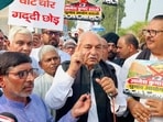 Addressing protesters, Hooda said that the Congress party’s fight against “vote theft” and the EC’s irregularities is set to intensify. (HT Photo)