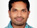 Police said he suffered seven stab wounds and died at the spot. (HT)