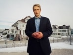 Robert Pattinson plays Chris Hansen in Primetime.
