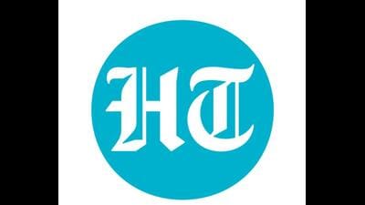 Heat wave warning for Friday, AQI slides