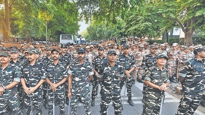 Heavy security deployed during INDIA Bloc leaders protest against Chief Election Commissioner Gyanesh Kumar at Ashoka Road in New Delhi on Wednesday. (Arvind Yadav/HT PHOTO) Heavy security deployed during INDIA Bloc leaders protest against Chief Election Commissioner Gyanesh Kumar at Ashoka Road in New Delhi on Wednesday. (Arvind Yadav/HT PHOTO)