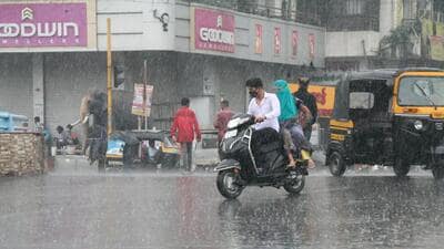 Pune, India - January 08, 2021:The weather has been cloudy for the last two days but on Friday, heavy rains lashed many parts of the city in Pune, India, on Friday, January 08, 2021.(HT PHOTO) Pune, India - January 08, 2021:The weather has been cloudy for the last two days but on Friday, heavy rains lashed many parts of the city in Pune, India, on Friday, January 08, 2021.(HT PHOTO)
