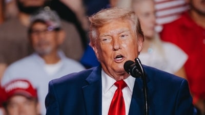 A White House official said Trump has all options available at any time amid war with Iran. (File Photo/Bloomberg) A White House official said Trump has all options available at any time amid war with Iran. (File Photo/Bloomberg)