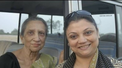 শাশুড়ির মৃত্যুবার্ষিকীতে আবেগঘন পোস্ট মিঠুর