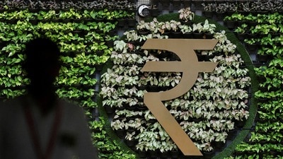 ఆర్‌బీఐ వడ్డీ రేట్ల పెంపు: మీ ఈఎంఐలు, ఎఫ్‌డీలపై పడే ప్రభావమిదే